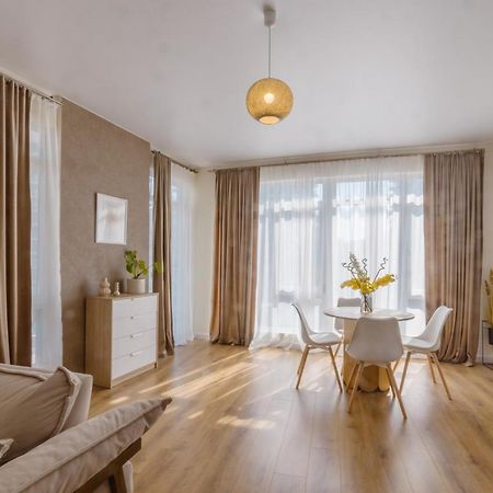 באטומי Four Season Apartment מראה חיצוני תמונה