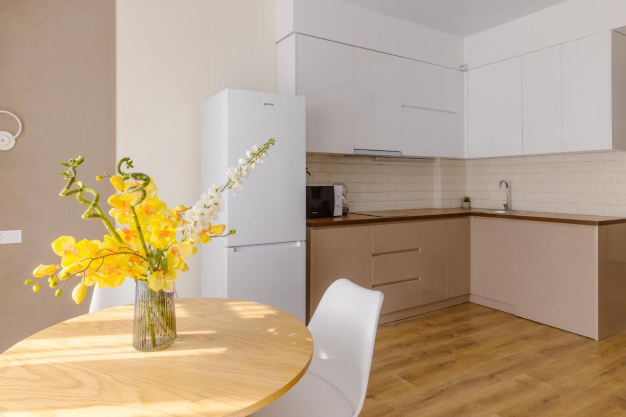 באטומי Four Season Apartment מראה חיצוני תמונה